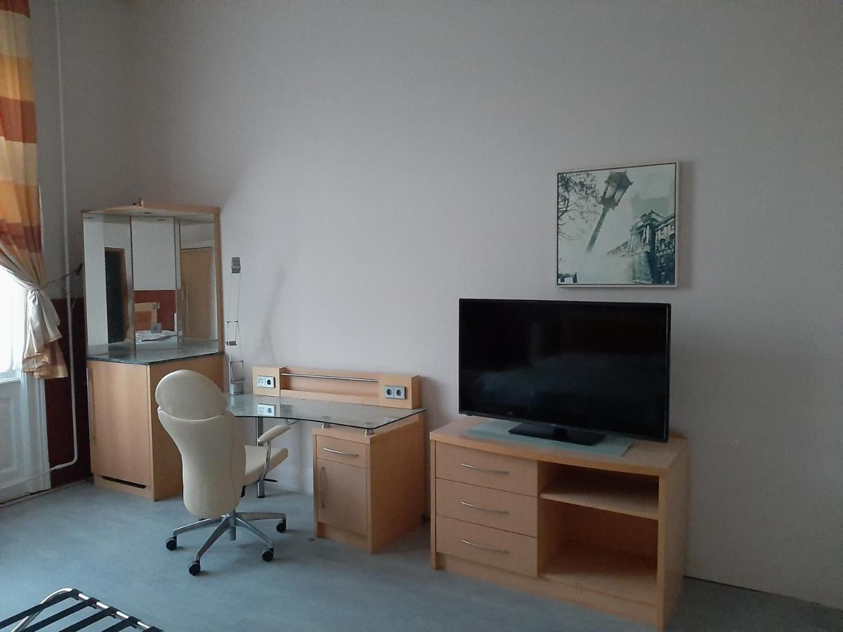 Meller-Kastely Villa Csurgo ภายนอก รูปภาพ
