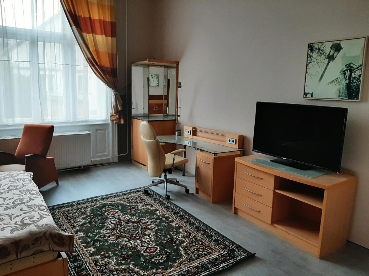 Meller-Kastely Villa Csurgo ภายนอก รูปภาพ