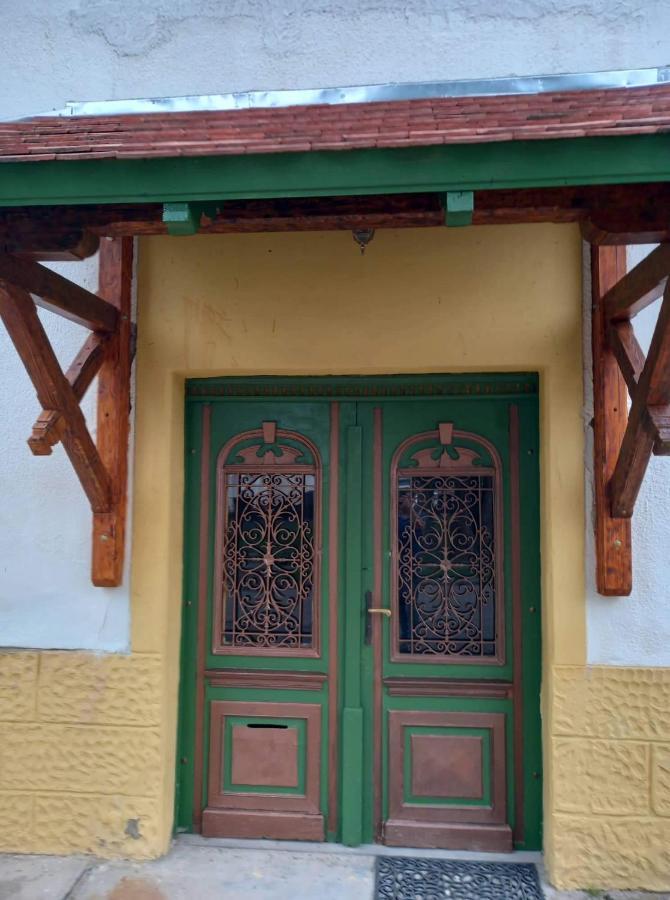 Meller-Kastely Villa Csurgo ภายนอก รูปภาพ