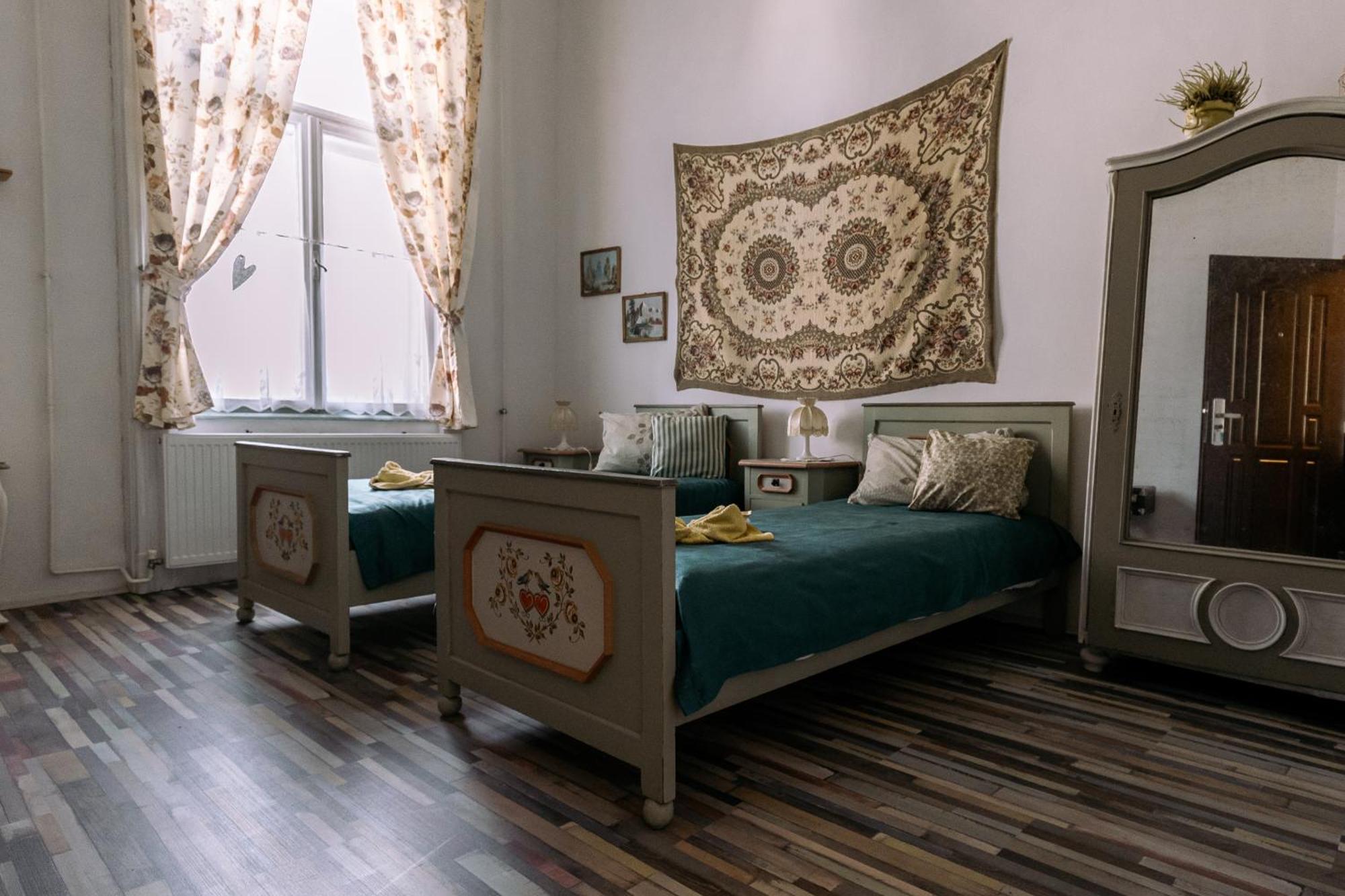 Meller-Kastely Villa Csurgo ภายนอก รูปภาพ