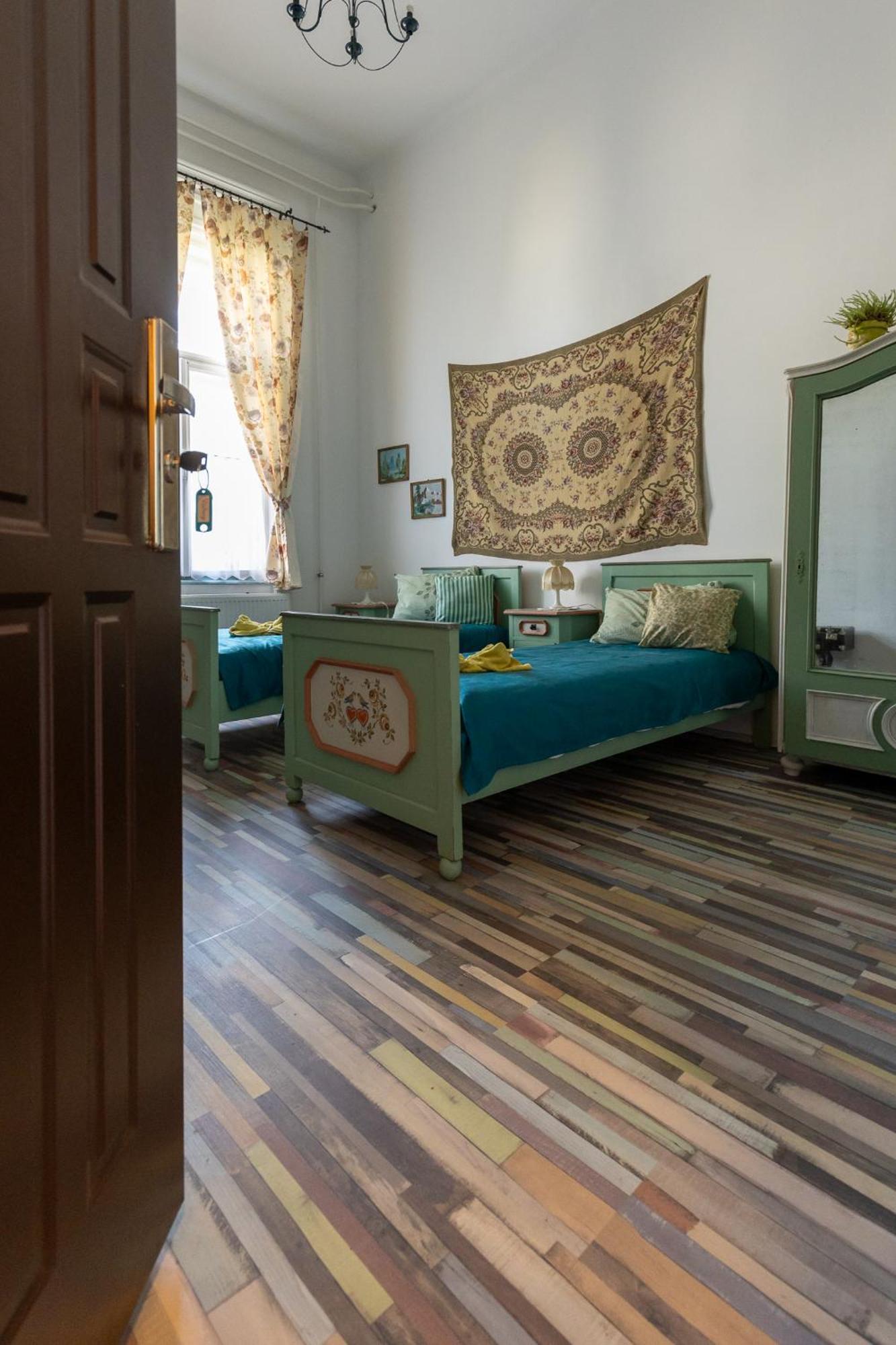 Meller-Kastely Villa Csurgo ภายนอก รูปภาพ